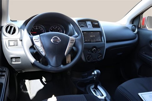 Used 2017 Nissan Versa SV image 14