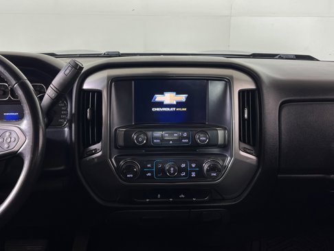 Used 2018 Chevrolet Silverado 1500 LT w/ Texas Edition image 11