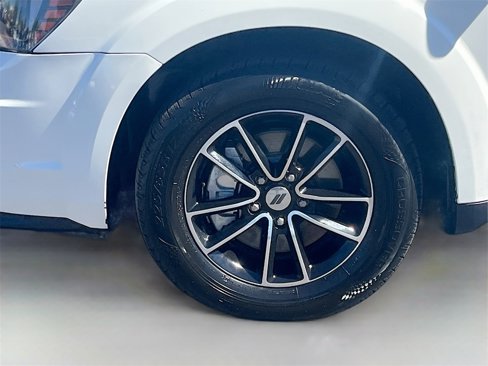 Used 2018 Dodge Journey SE w/ Popular Equipment Group image 15