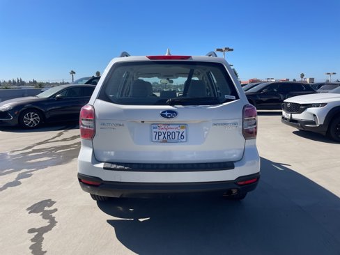 Used 2016 Subaru Forester 2.5i w/ Alloy Wheel Package image 3