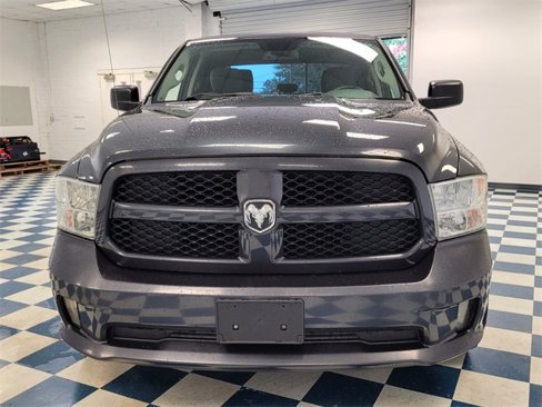 Used 2014 RAM 1500 Express image 2