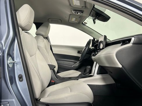 Used 2023 Toyota Corolla Cross L image 10
