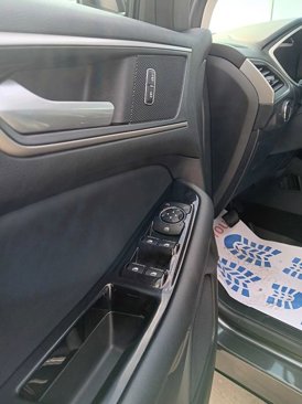 Used 2020 Ford Edge SEL w/ Convenience Package image 12
