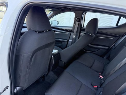 Used 2025 MAZDA MAZDA3 s image 17
