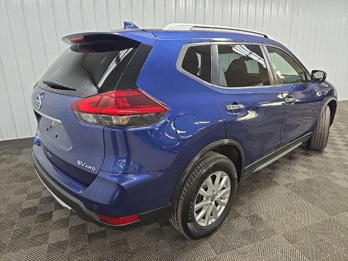 Used 2019 Nissan Rogue SV image 10