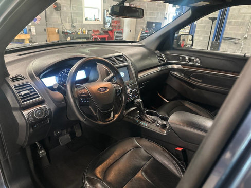 Used 2018 Ford Explorer Limited image 10
