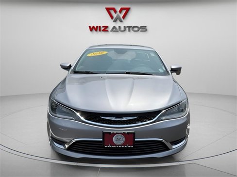 Used 2016 Chrysler 200 Limited w/ Anniversary Edition image 2