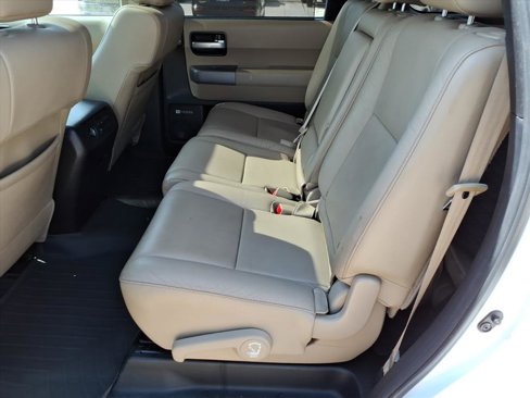 Used 2014 Toyota Sequoia Limited image 15