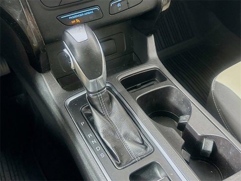 Used 2019 Ford Escape SEL image 17