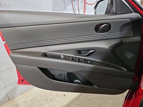 New 2025 Hyundai Elantra Sport image 25