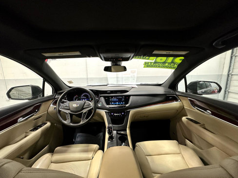Used 2017 Cadillac XT5 Premium Luxury w/ Advanced Security Package image 31