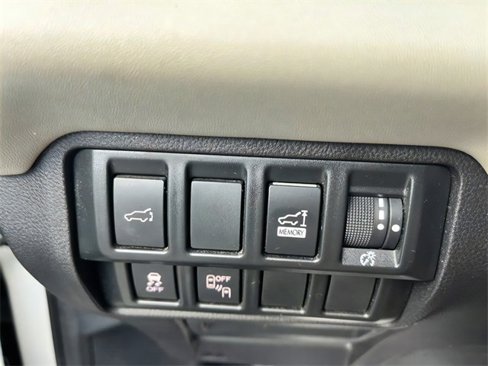 Used 2019 Subaru Ascent Touring image 27