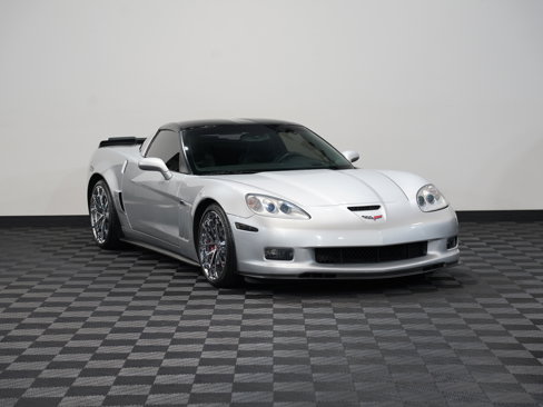 Used 2012 Chevrolet Corvette Grand Sport w/ 2LT Preferred Equipment Group image 5