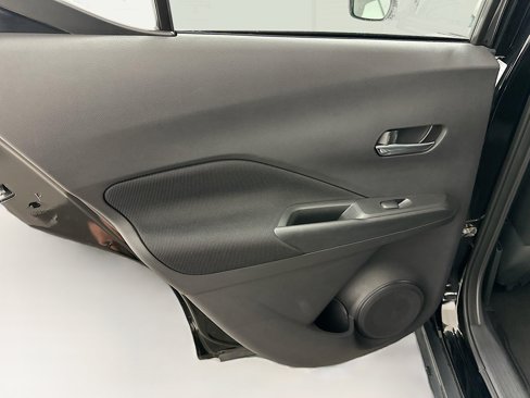 Used 2024 Nissan Kicks SV image 26