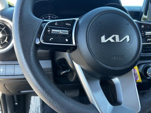 Certified 2023 Kia Forte LXS image 23