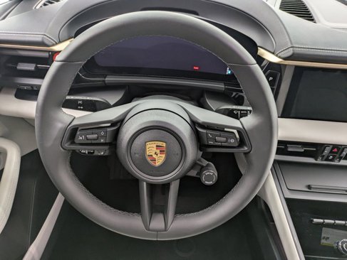 Used 2024 Porsche Macan 4 Electric image 13