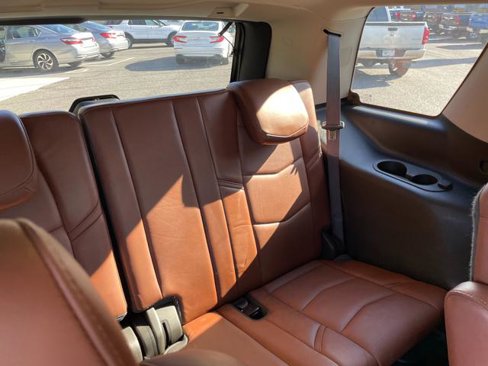 Used 2017 Cadillac Escalade Premium Luxury image 29