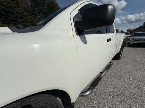 Used 2008 Nissan Titan XE image 3