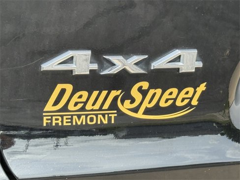 Used 2019 Jeep Cherokee Limited image 2