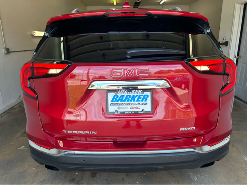 Used 2020 GMC Terrain SLT w/ Preferred Package image 3