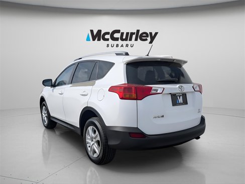 Used 2014 Toyota RAV4 LE image 3