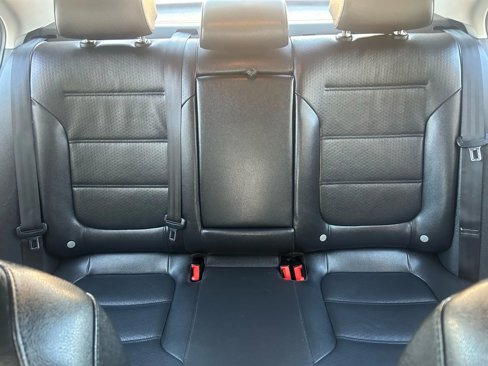 Used 2014 Volkswagen Jetta TDI image 15