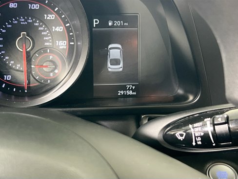 Used 2023 Hyundai Elantra SEL image 12