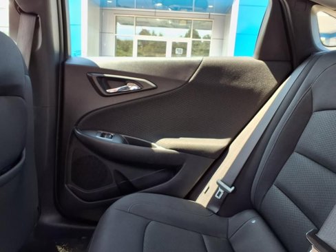 Used 2023 Chevrolet Malibu LT image 30