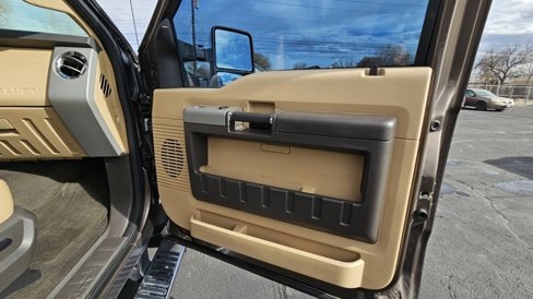 Used 2015 Ford F250 Lariat w/ Chrome Package image 14