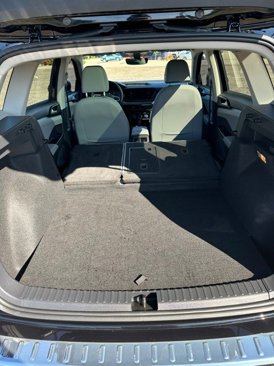 Used 2023 Volkswagen Taos SE w/ Panoramic Sunroof Package image 13
