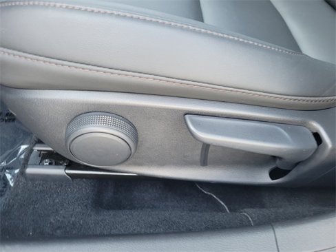 Certified 2025 MAZDA MAZDA3 s image 5