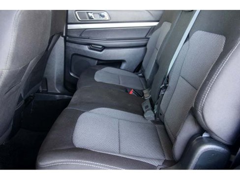 Used 2019 Ford Explorer XLT w/ Class III Trailer Tow Package image 8