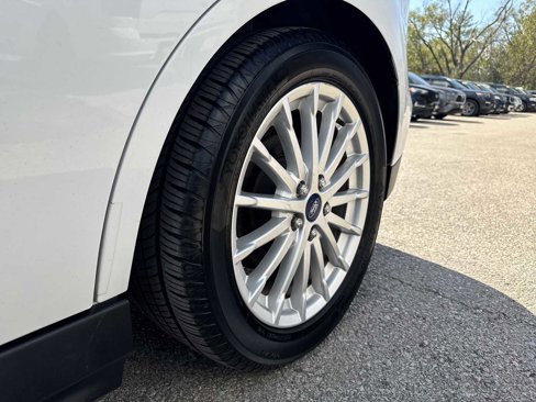 Used 2015 Ford C-MAX SEL w/ Equipment Group 302A image 13
