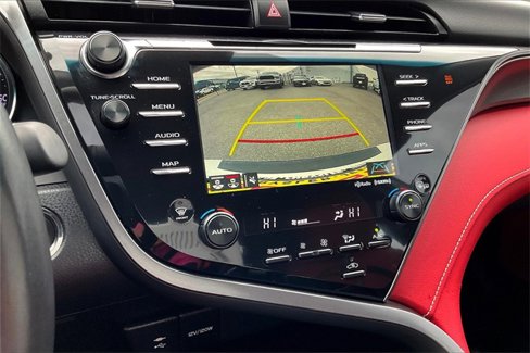 Used 2019 Toyota Camry XSE image 21