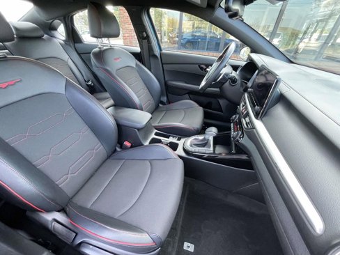 Used 2023 Kia Forte GT image 15