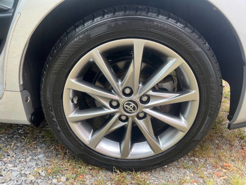 Used 2016 Toyota Prius V Five image 15