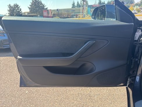 Used 2018 Tesla Model 3 Mid Range image 13