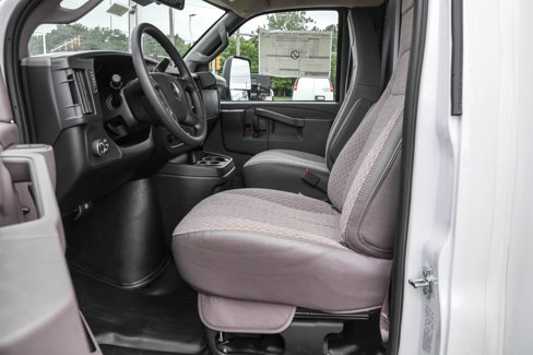 New 2025 Chevrolet Express 4500 Extended w/ Power Convenience Package image 7