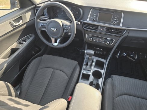 Used 2017 Kia Optima LX image 28