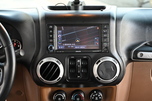 Used 2014 Jeep Wrangler Unlimited Sahara image 20
