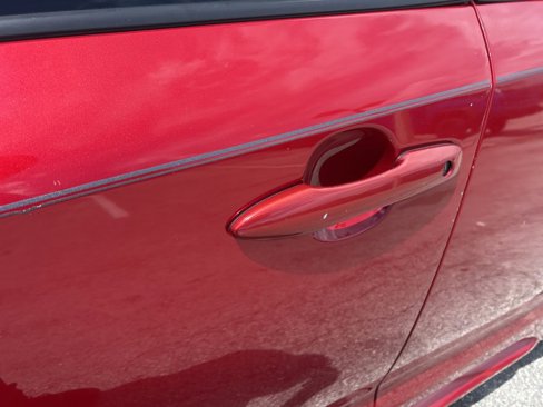 Used 2020 Toyota Corolla LE image 18