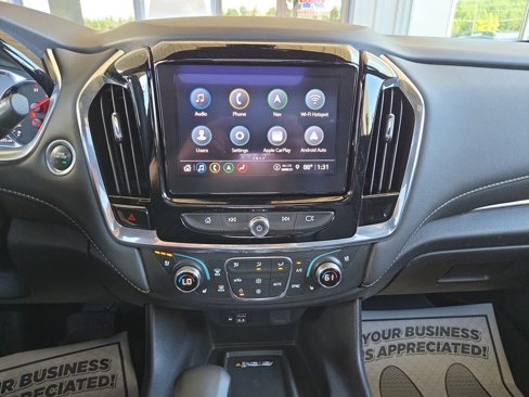 Used 2023 Chevrolet Traverse Premier image 24