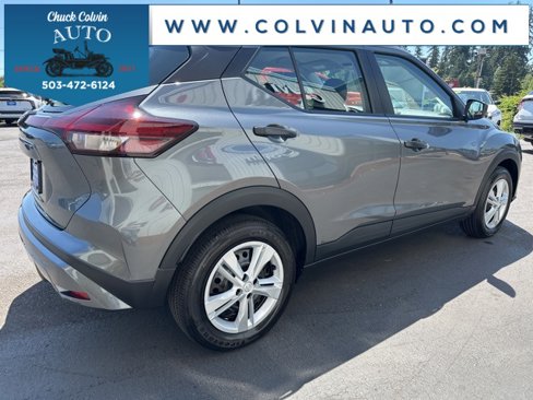 New 2025 Nissan Kicks Play S image 6