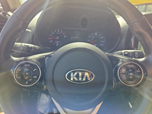 Used 2021 Kia Soul EX image 11