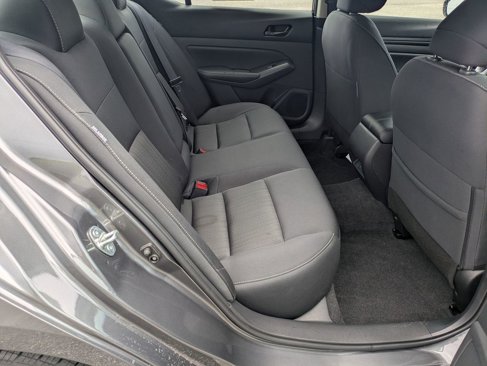 Used 2025 Nissan Altima 2.5 SV image 31