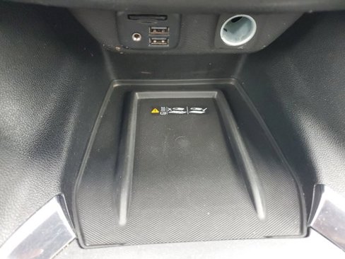 Used 2022 Chevrolet Traverse RS image 28