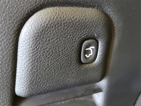 Used 2018 Jeep Grand Cherokee Laredo image 12