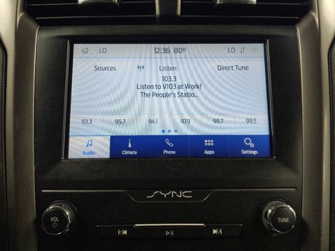 Used 2020 Ford Fusion SE image 25