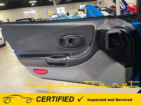 Used 1998 Chevrolet Corvette Coupe w/ Roof Pkg image 20