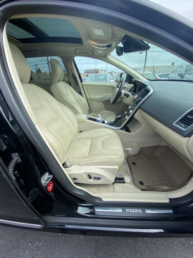 Used 2015 Volvo XC60 T5 w/ Proximity Package image 35